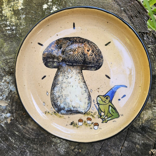 Wizard Frog Plate: Gideon